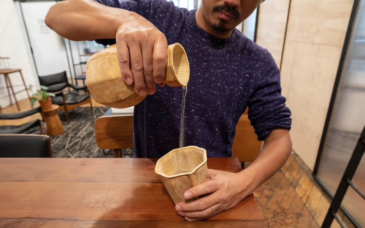 Read more about the article ‘HyO-Cup’ แก้วกาแฟจากน้ำเต้า ไอเดียใหม่ที่จะช่วยลดขยะแก้วพลาสติก