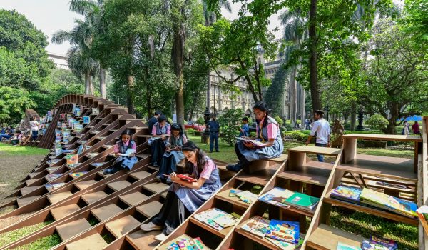 BookWorm Pavilion ห้องสมุดตัวหนอน เดินทางทั่วอินเดียเพื่อส่งเสริมการอ่าน