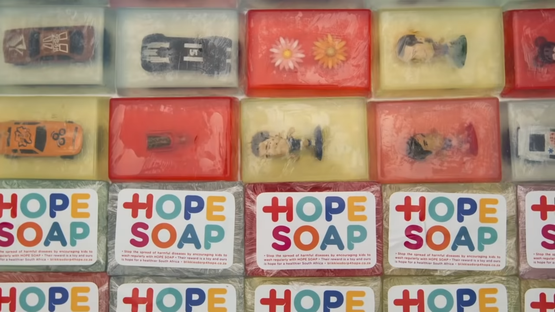 Read more about the article ‘Hope Soap’ สบู่ก้อนซ่อนของเล่น จูงใจเด็กให้หัดล้างมือเป็นสุขนิสัย